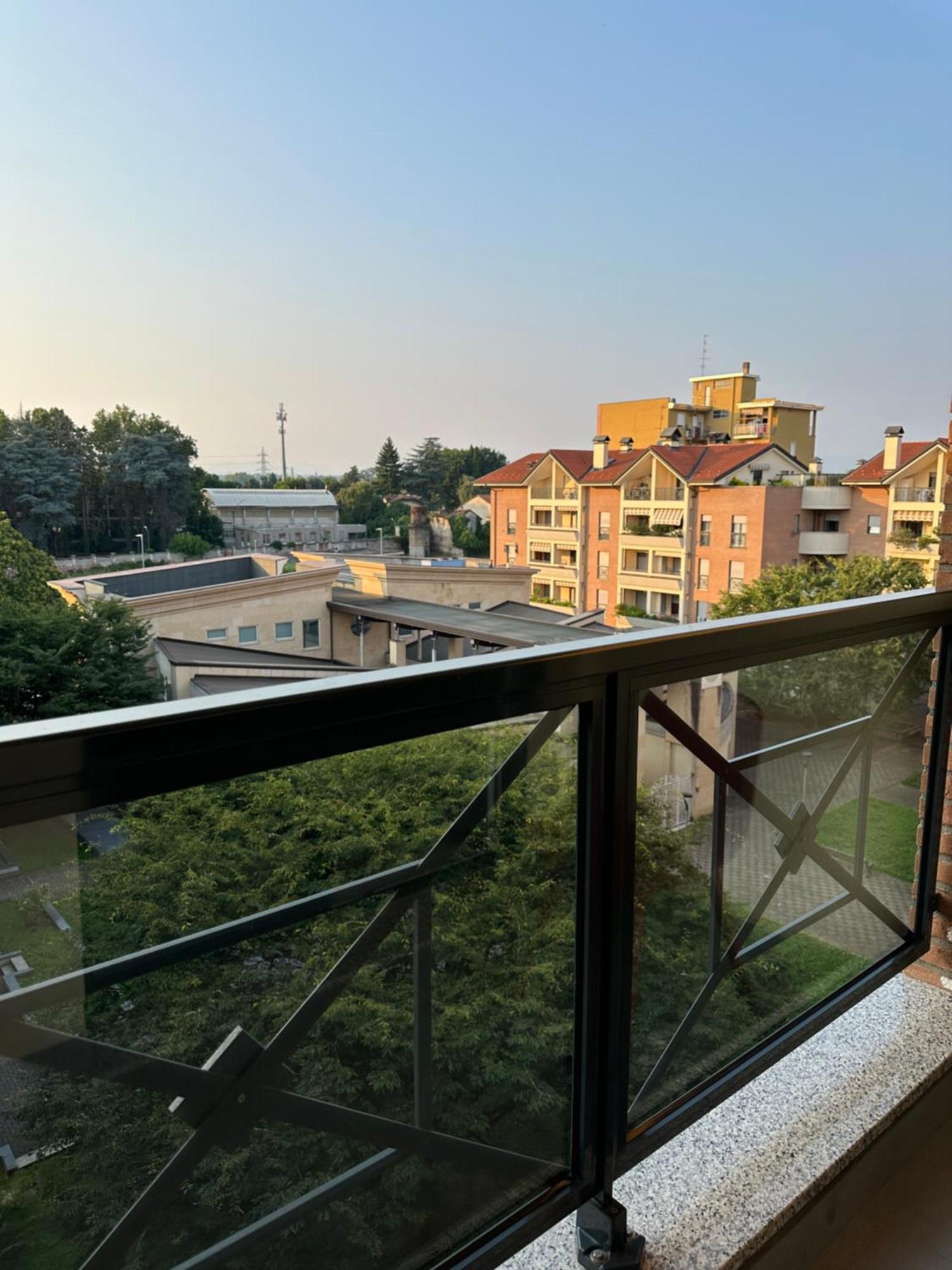 Deluxe Comfortable Suite With Balcony Downtown 卡斯泰兰扎 外观 照片